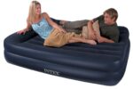 Intex Double Sleeping Air Bed with pump2