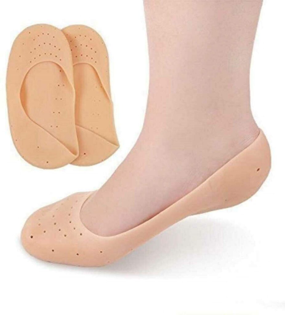 Buy the Best Quality Silicone Heel Protector ,pain relief Anti-Crack Gel Pad Socks Foot Support (Pack of 1) in Pakistan at Getnow.pk. Most Affordable Price With Fast Shipping in All Over Pakistan