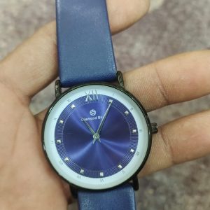 Universal Point Leather Strap Watch